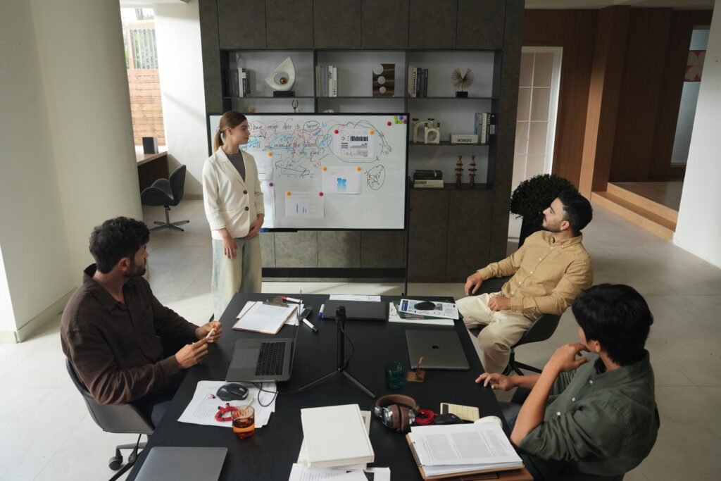 OBSBot Tiny 3 Lite (Hardware) 3 Tiny 3 Lite meeting scenario