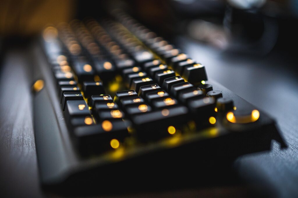 Online-Spiele in Deutschland: Welche Formate gerade beliebt sind 2 Gaming Tastatur