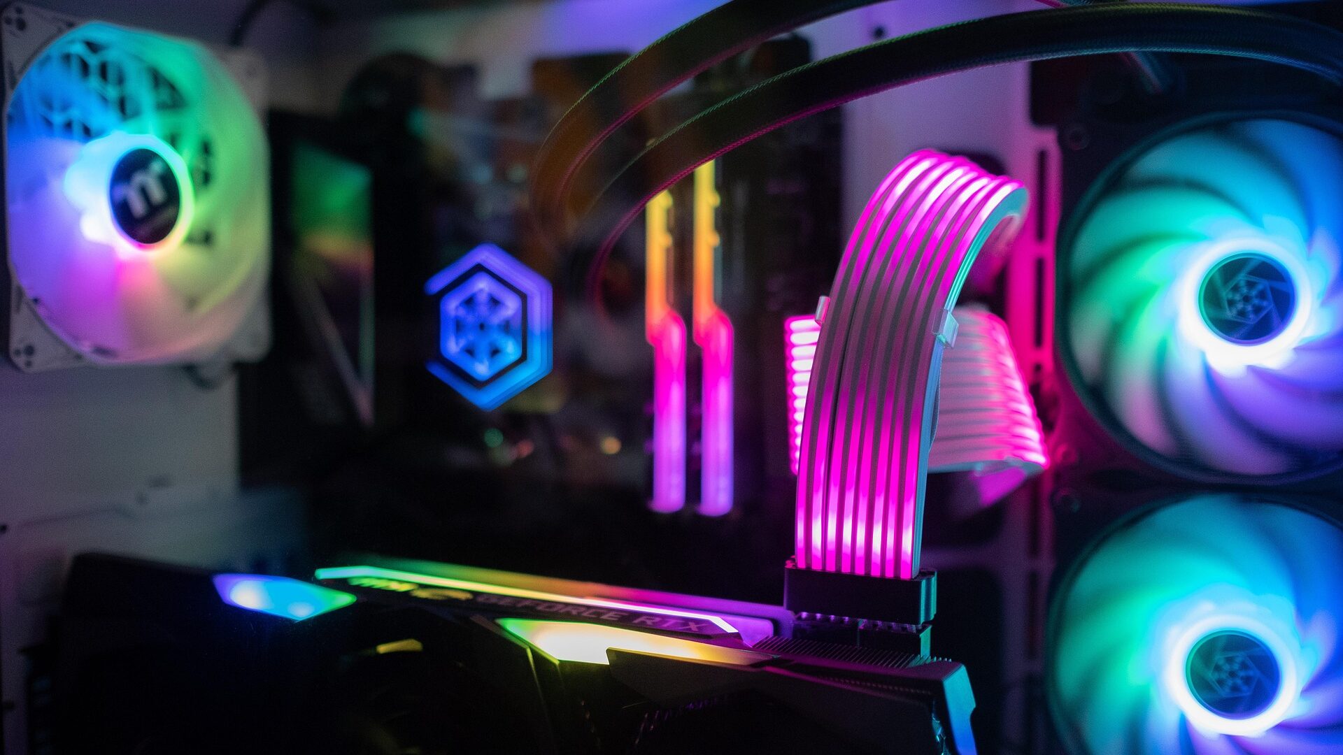 Von NPC bis Sidequest: Immer mehr Gaming-Begriffe erobern den Alltag 4 timrael gaming computer 6903836 1920 edited